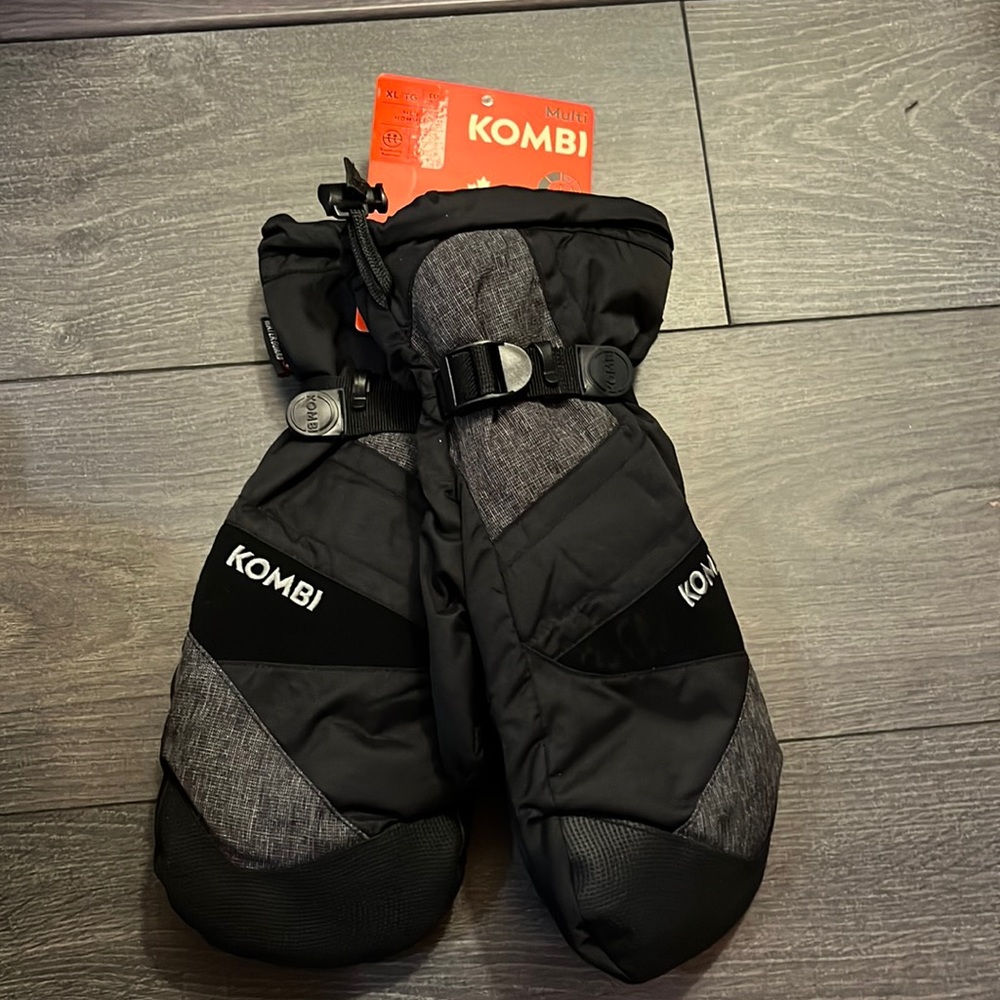 NWT Kombi winter ski gloves
